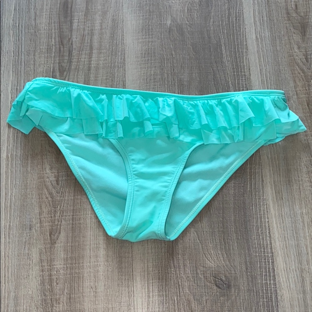 Ruffled bikini bottom